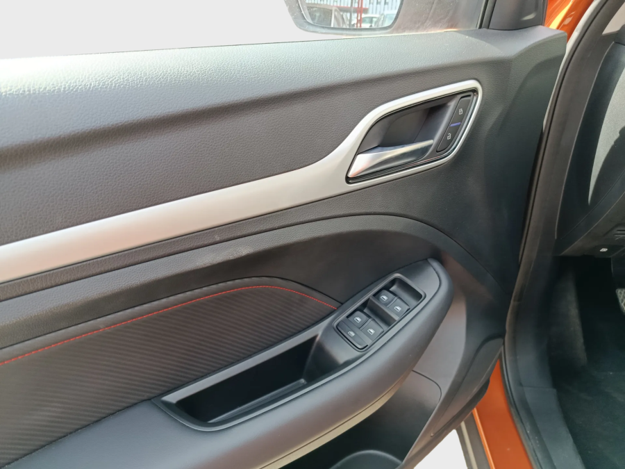 Imagen de Mg ZS