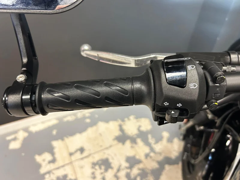 Imagen de Moto Guzzi V7 STONE