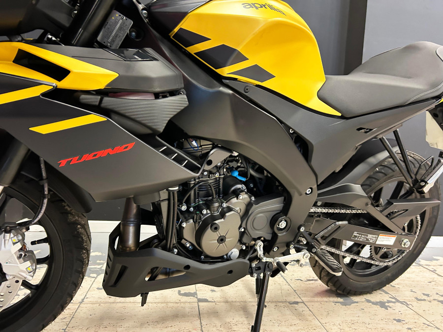 Imagen 13 de Aprilia TUONO 125 Gasolina 15 CV