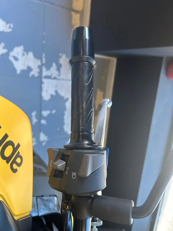 Imagen de Aprilia TUONO 125