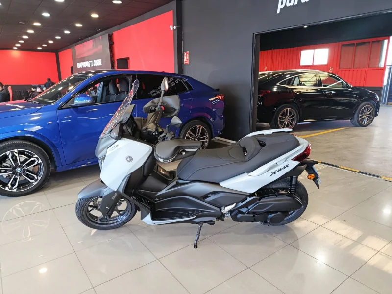 Imagen de Yamaha XMAX 125 TECH MAX