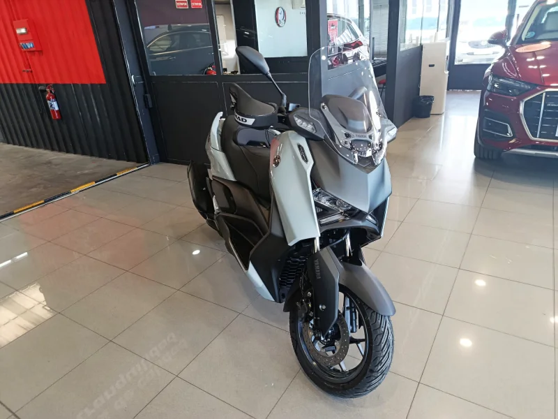 Imagen de Yamaha XMAX 125 TECH MAX