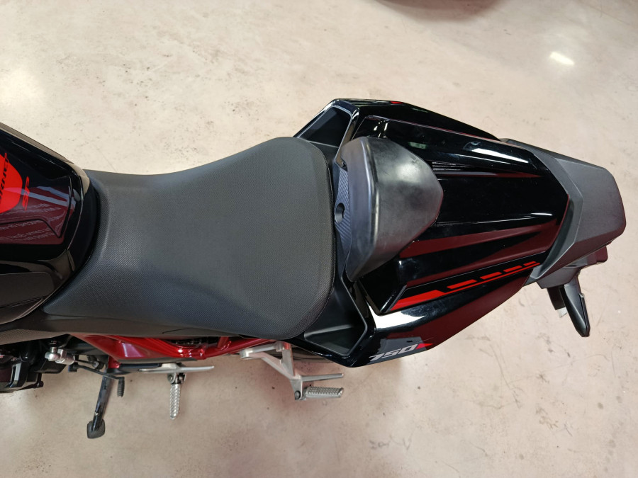 Imagen 14 de Honda CB 750 HORNET Gasolina 92 CV