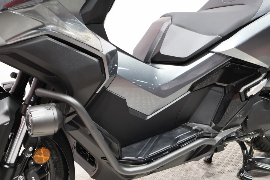 Imagen 13 de Honda ADV 350 Gasolina 30 CV