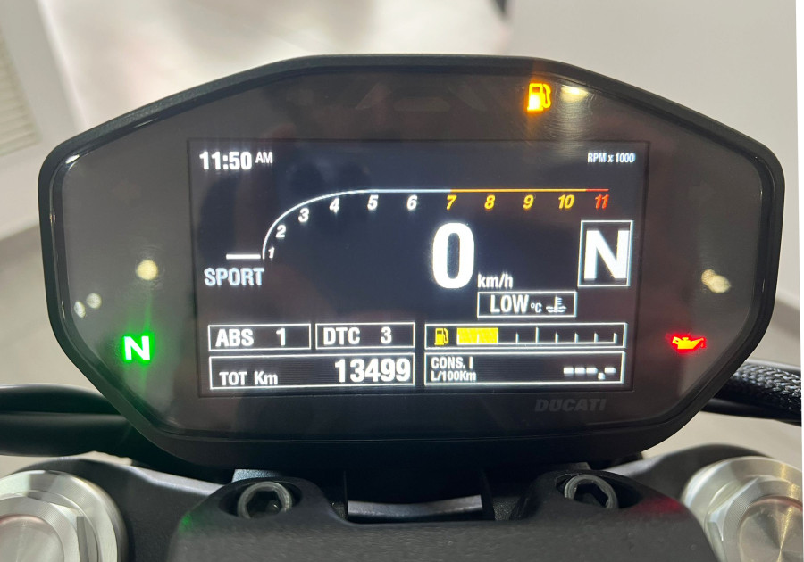 Imagen 2 de Ducati Monster 821 A2 Gasolina 46 CV