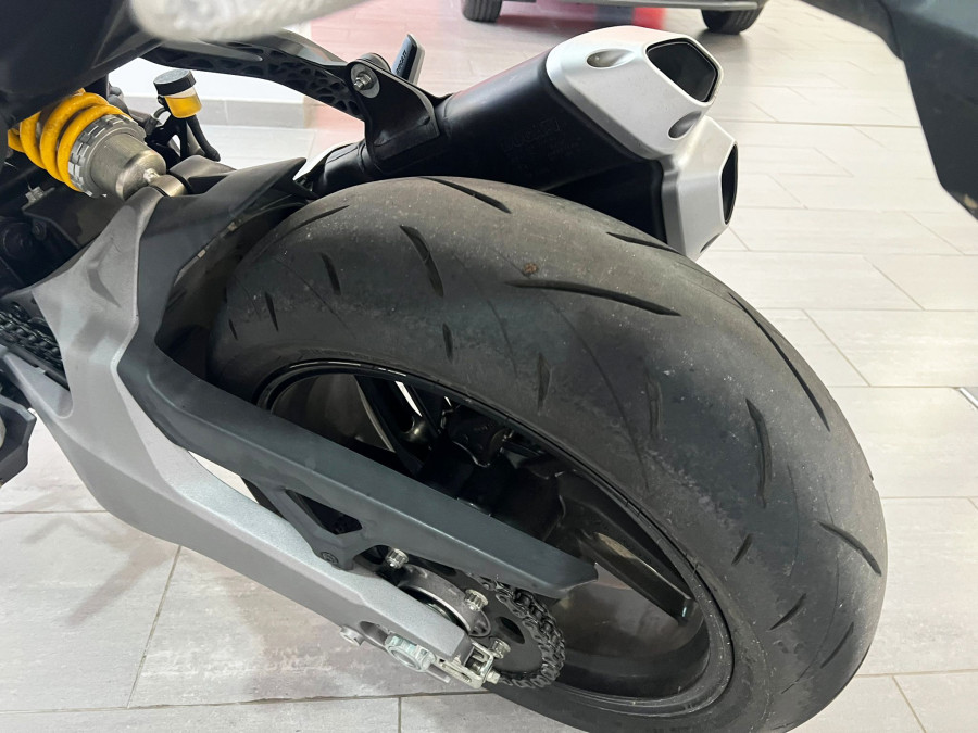 Imagen 9 de Ducati Monster 821 A2 Gasolina 46 CV