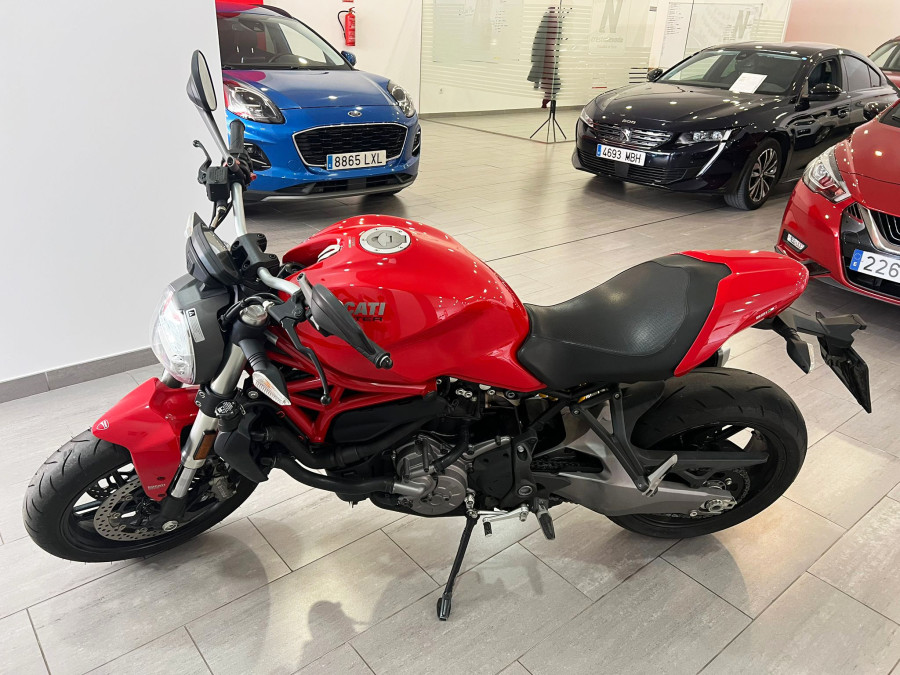 Imagen 3 de Ducati Monster 821 A2 Gasolina 46 CV