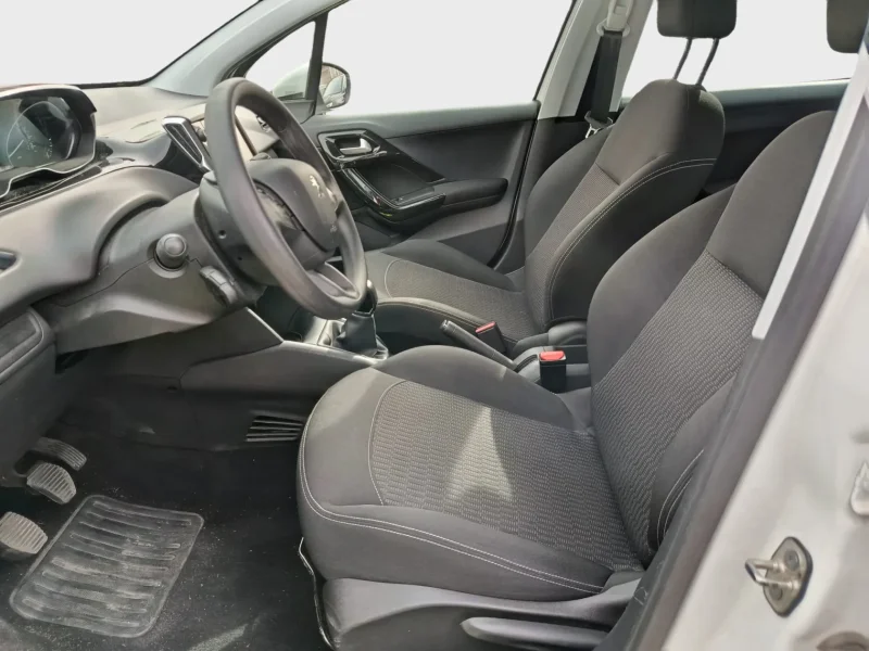 Imagen de Peugeot 208