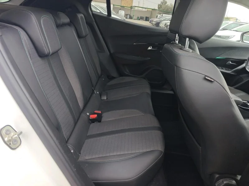 Imagen de Peugeot 2008