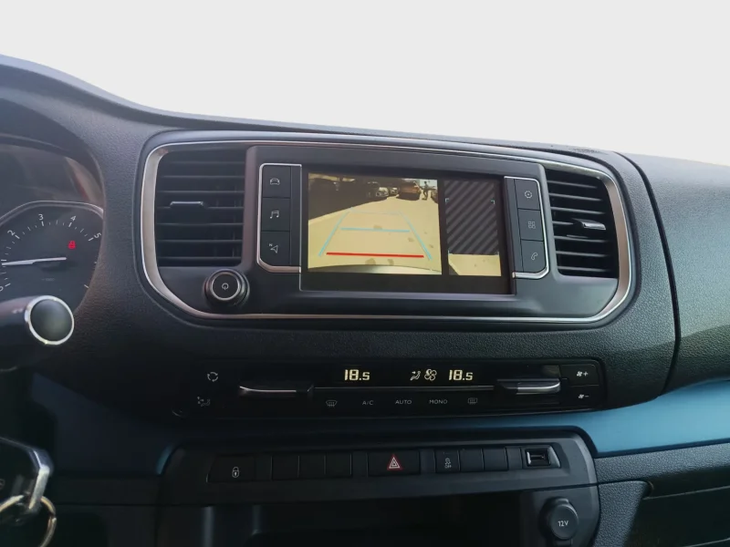 Imagen de Peugeot Traveller