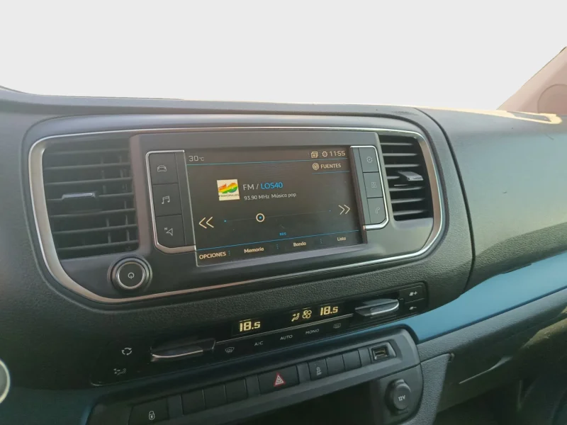 Imagen de Peugeot Traveller