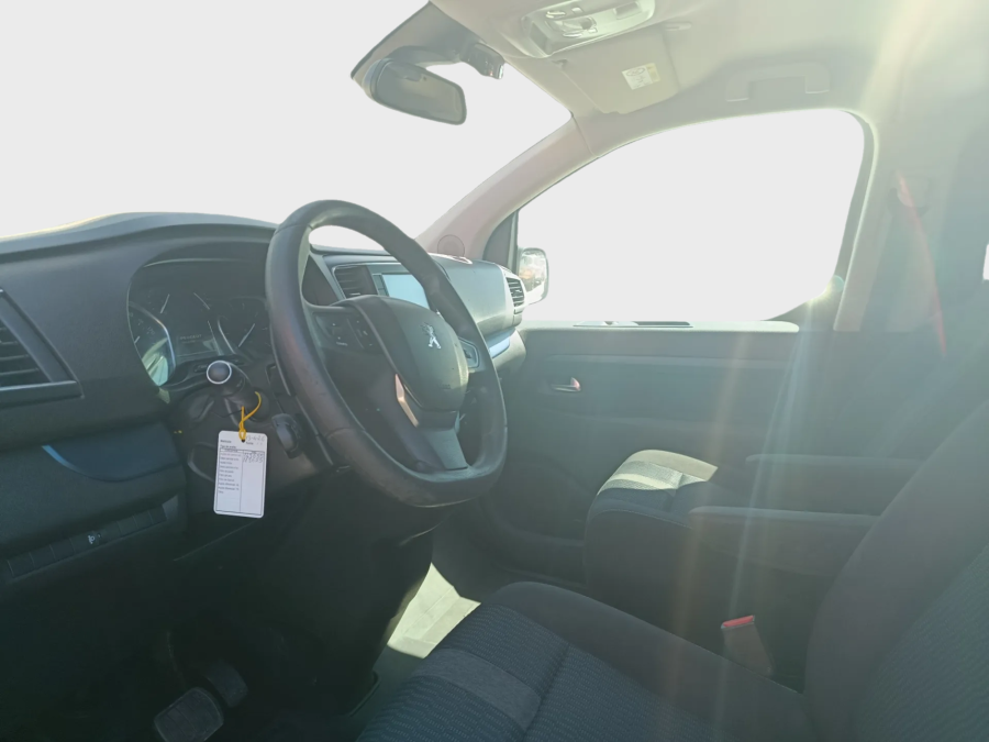Imagen de Peugeot Traveller