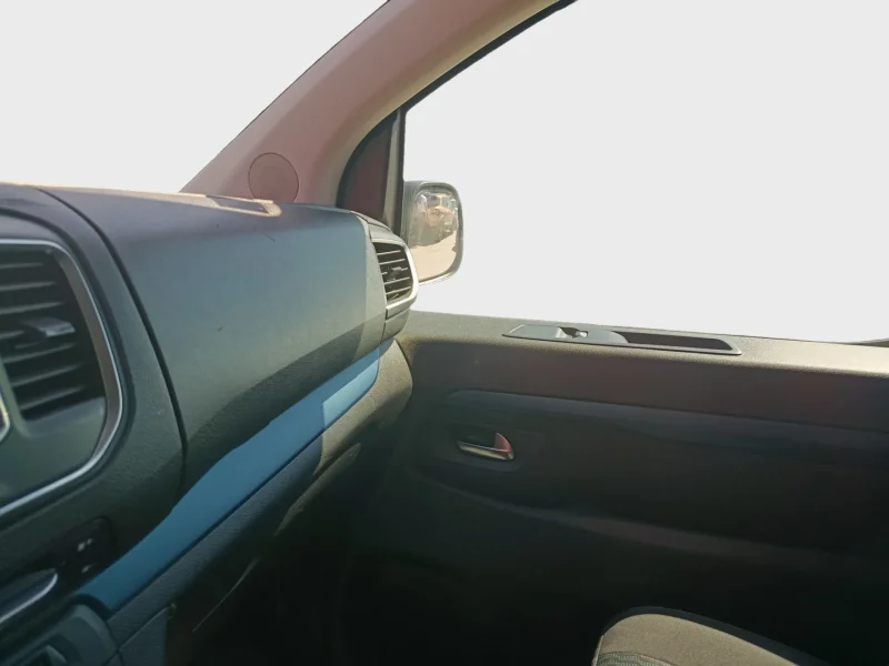 Imagen de Peugeot Traveller