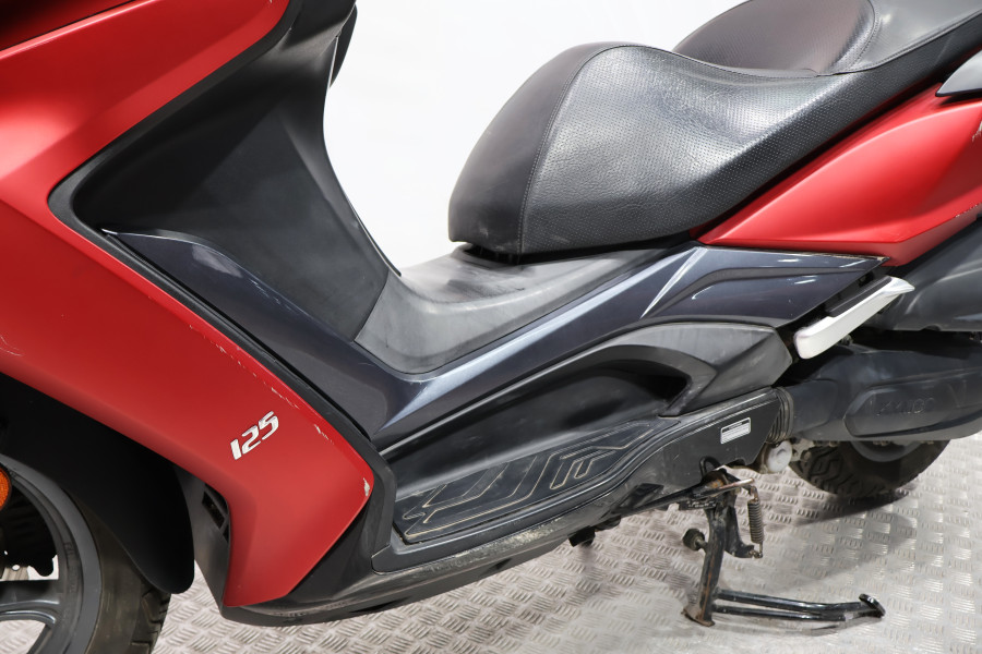 Imagen 13 de Kymco SUPERDINK 125 Gasolina 14 CV