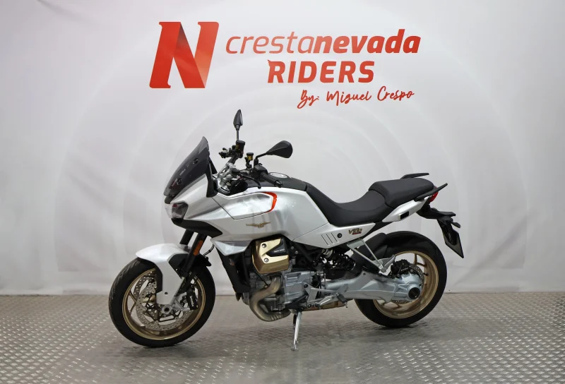 Imagen de Moto Guzzi V 100 MANDELLO