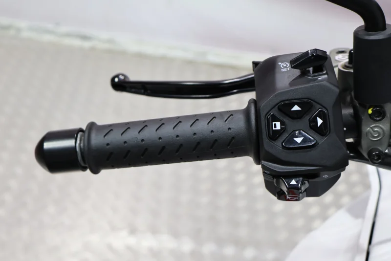 Imagen de Moto Guzzi V 100 MANDELLO