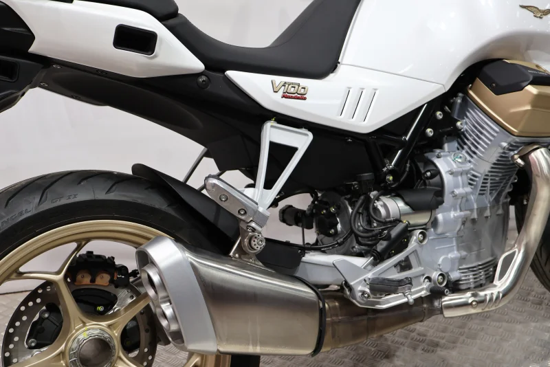 Imagen de Moto Guzzi V 100 MANDELLO