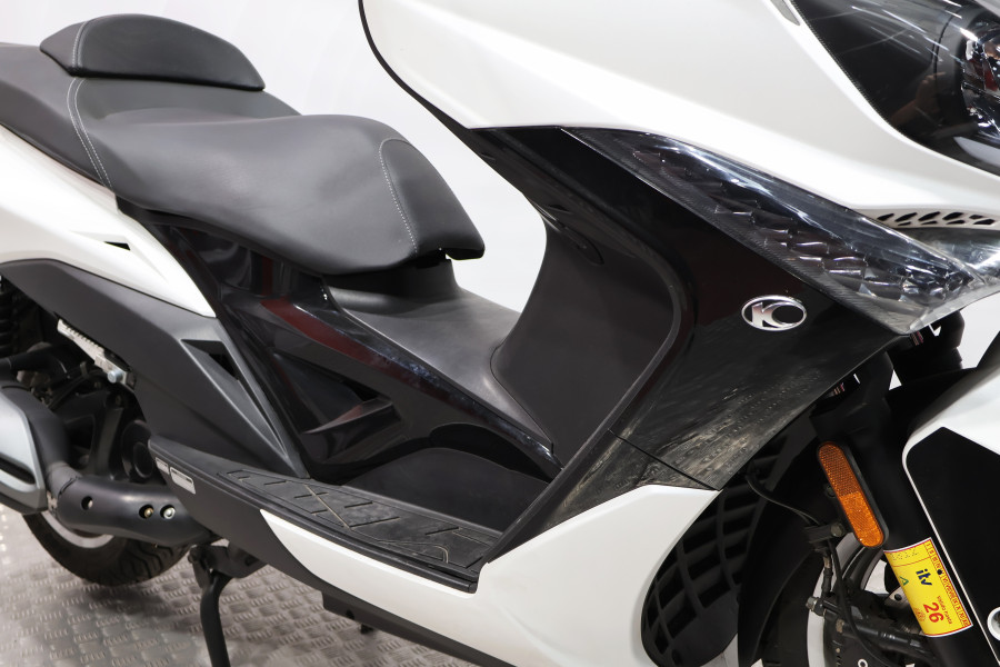 Imagen 12 de Kymco XCITING 400 Gasolina 37 CV