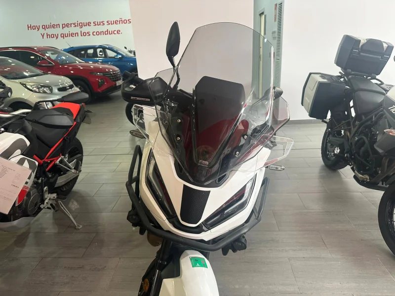 Imagen de Honda NT 1100 DCT