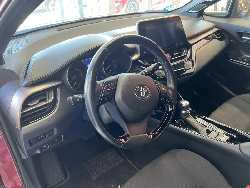 Imagen de TOYOTA C-HR