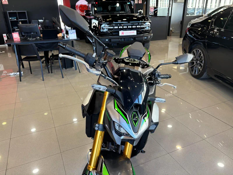 Imagen de KAWASAKI Z 900 SE