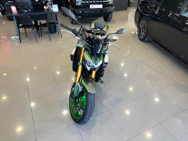 Imagen de KAWASAKI Z 900 SE