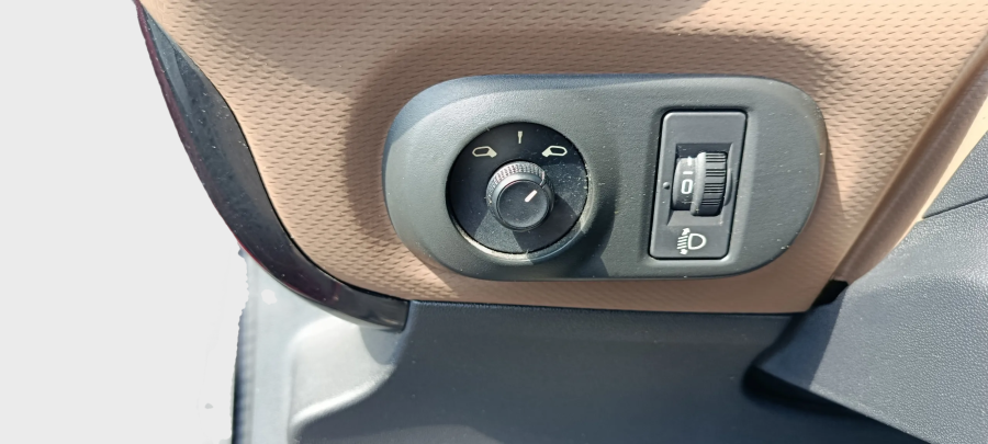 Imagen 15 de CITROEN C4 Cactus Diesel 99 CV