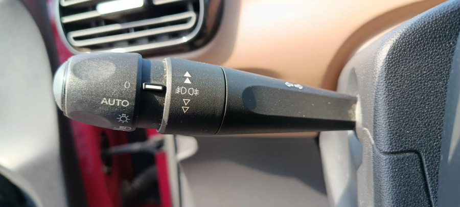 Imagen 12 de CITROEN C4 Cactus Diesel 99 CV