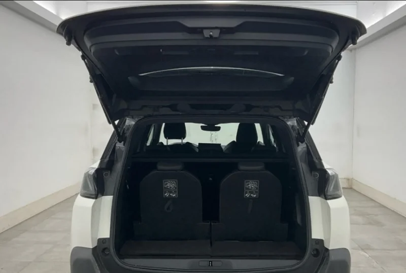 Imagen de Peugeot 5008