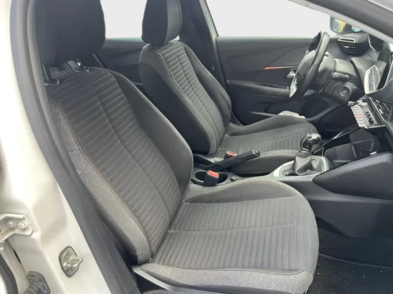 Imagen de Peugeot 208