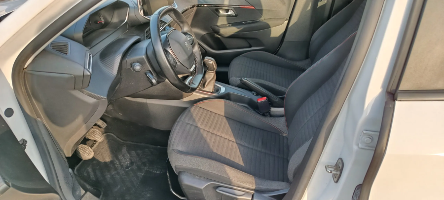 Imagen de Peugeot 208