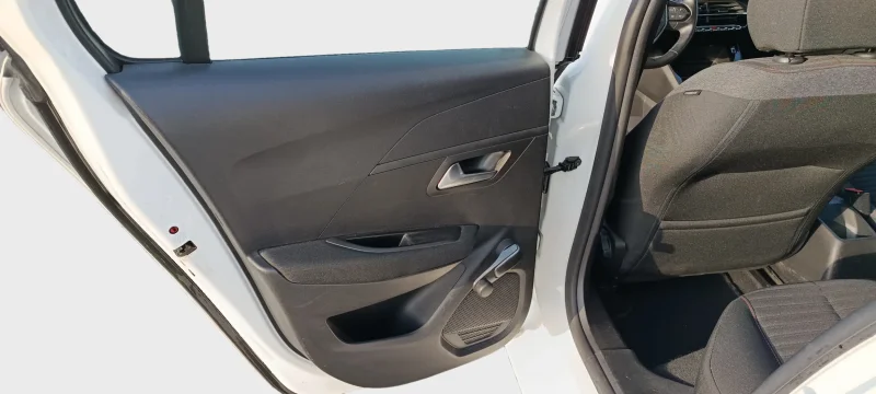Imagen de Peugeot 208