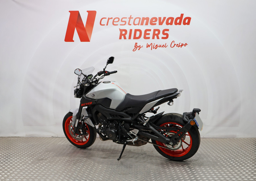 Imagen 9 de Yamaha MT 09 Gasolina 116 CV