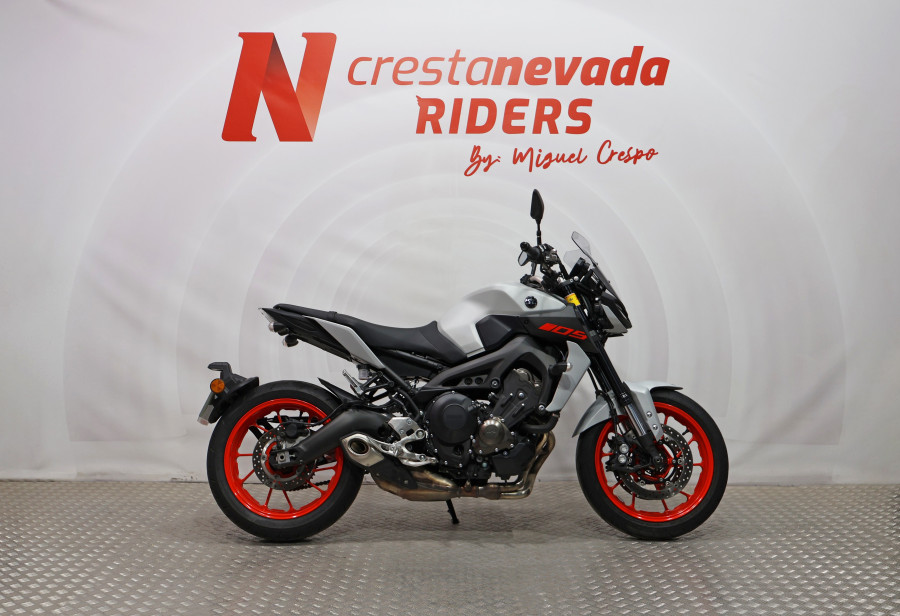Imagen 6 de Yamaha MT 09 Gasolina 116 CV