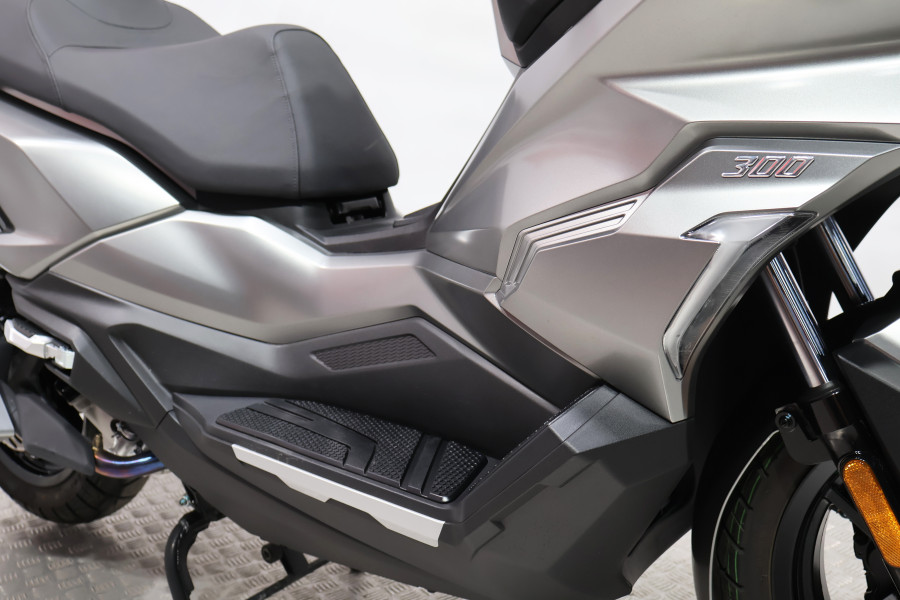 Imagen 11 de Sym ADX 300 TCS Gasolina 26 CV