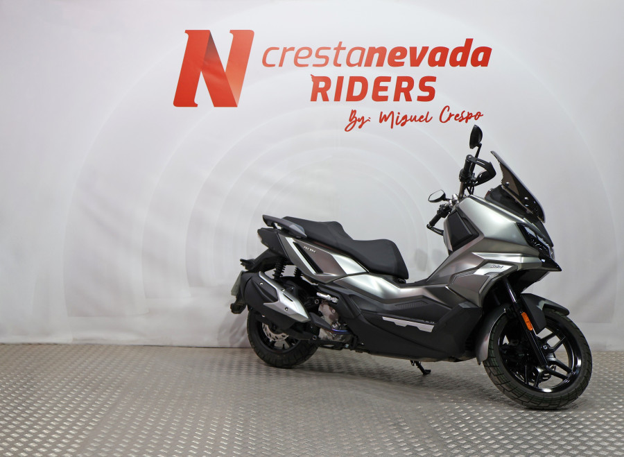 Imagen 15 de Sym ADX 300 TCS Gasolina 26 CV