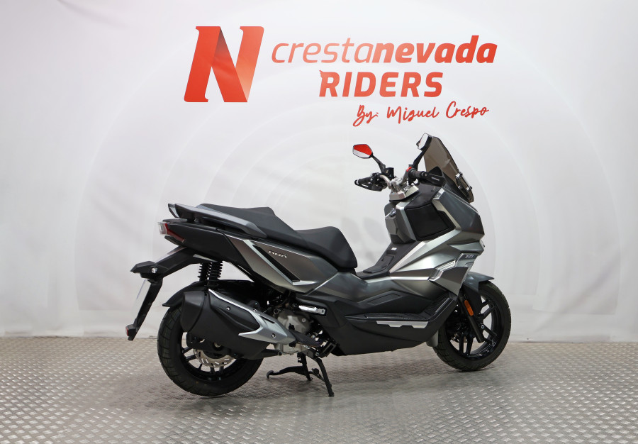 Imagen 10 de Sym ADX 300 TCS Gasolina 26 CV