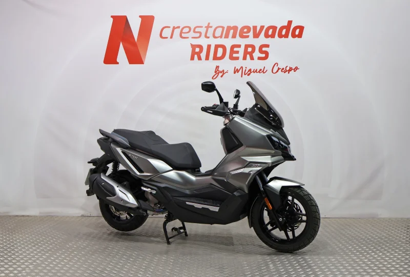 Imagen de Sym ADX 300 TCS