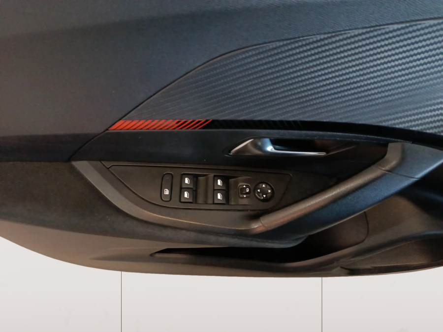 Imagen de Peugeot 2008
