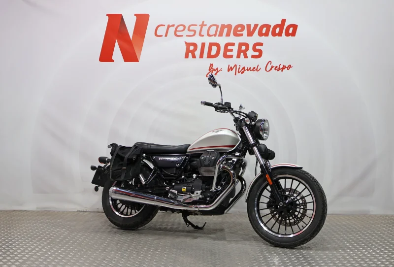 Imagen de Moto Guzzi V9 ROAMER