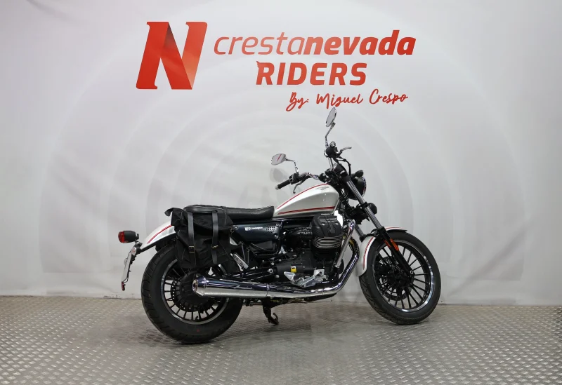 Imagen de Moto Guzzi V9 ROAMER