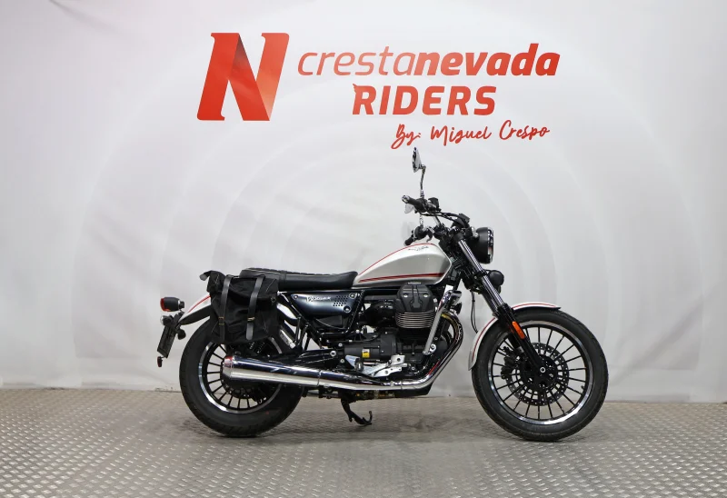 Imagen de Moto Guzzi V9 ROAMER