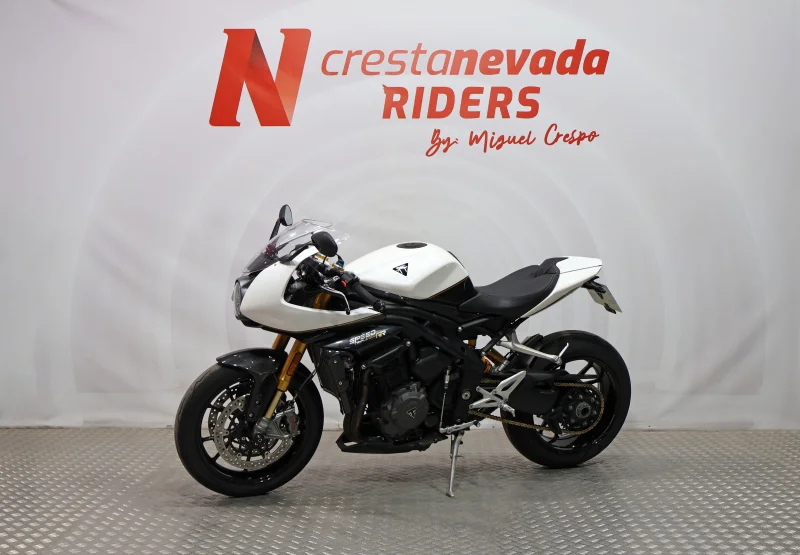 Imagen de Triumph Speed Triple 1200 RR