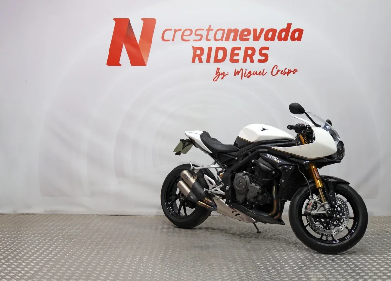 Imagen de Triumph Speed Triple 1200 RR