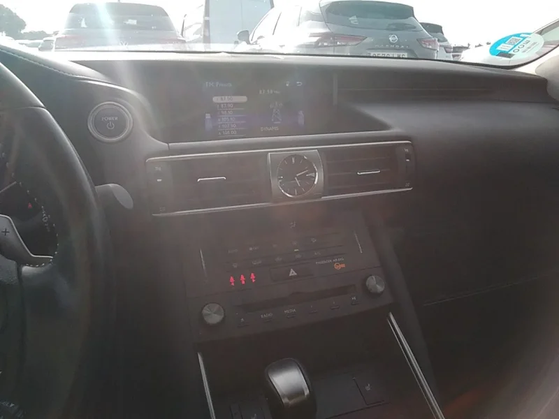 Imagen de Lexus IS