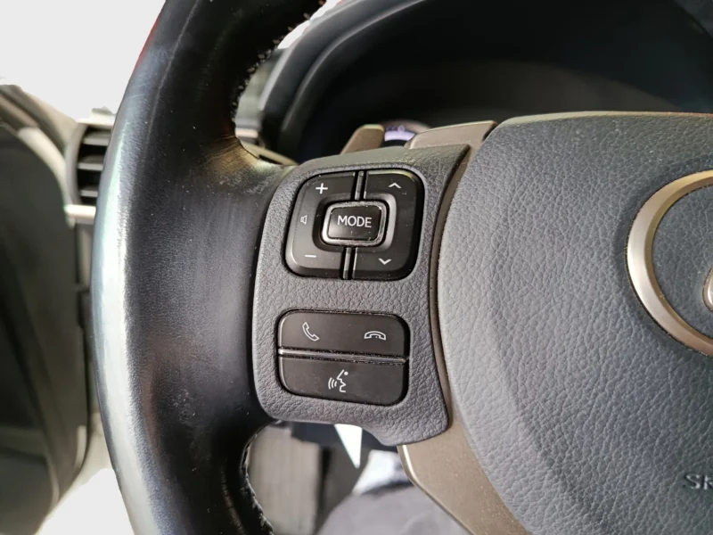 Imagen de Lexus IS