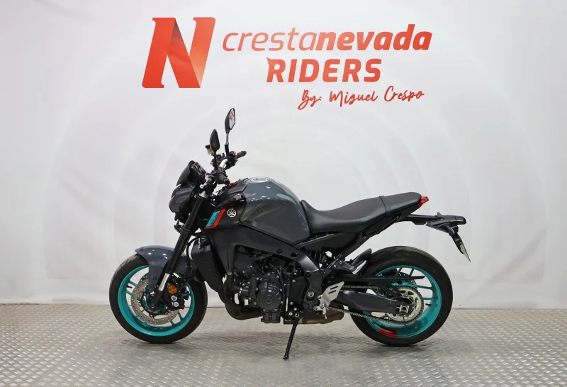 Imagen de Yamaha MT 09 A2