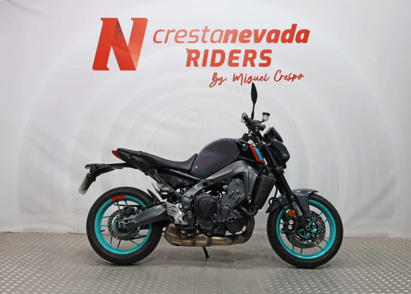 Imagen de Yamaha MT 09 A2