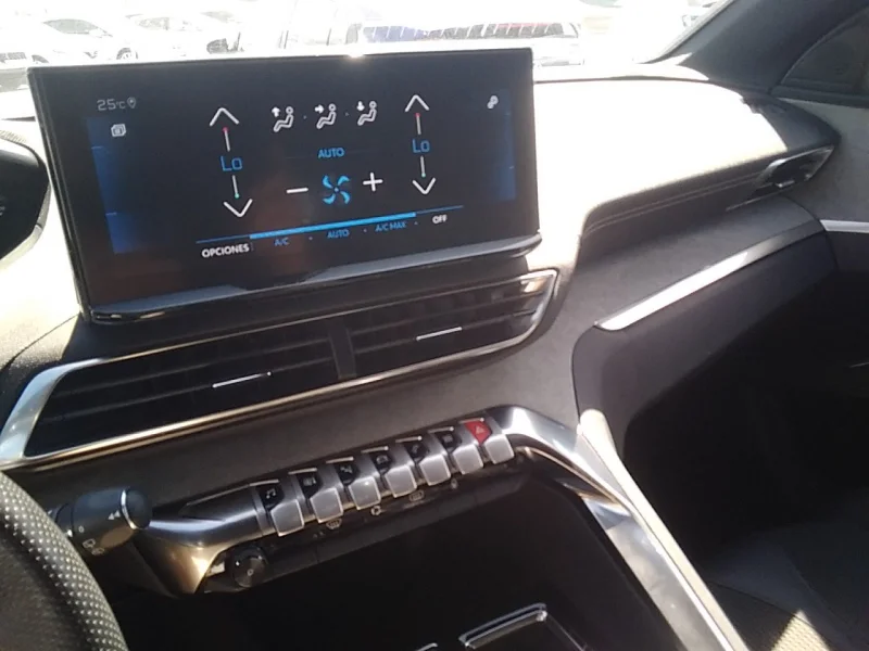 Imagen de Peugeot 3008