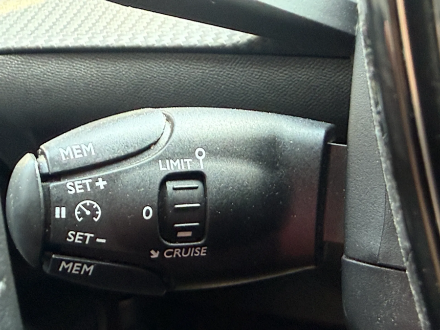 Imagen de Peugeot 2008